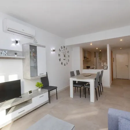 Appartamento Karma By Interhome *